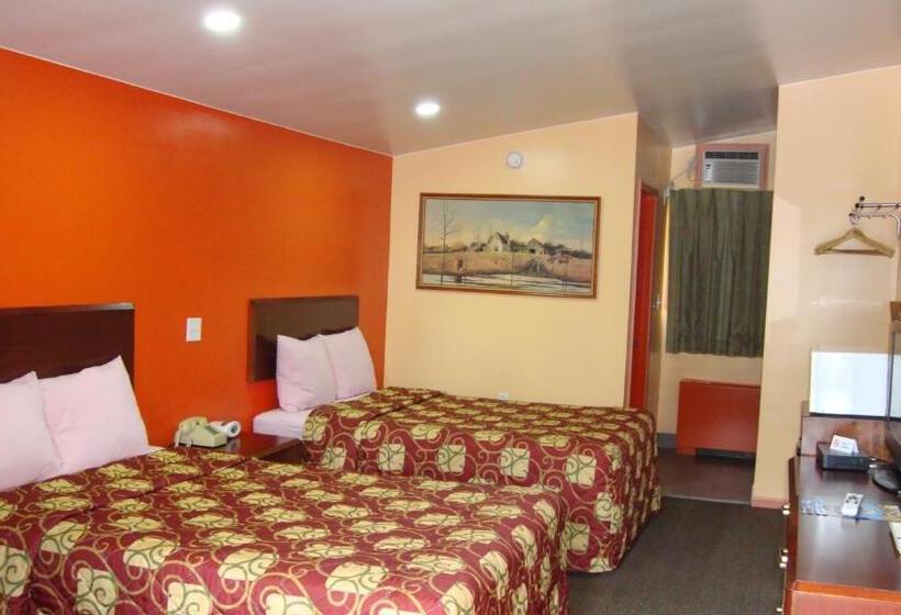 2ダブルベッドのスタンダードルーム, Pinconning Trail Inn Motel