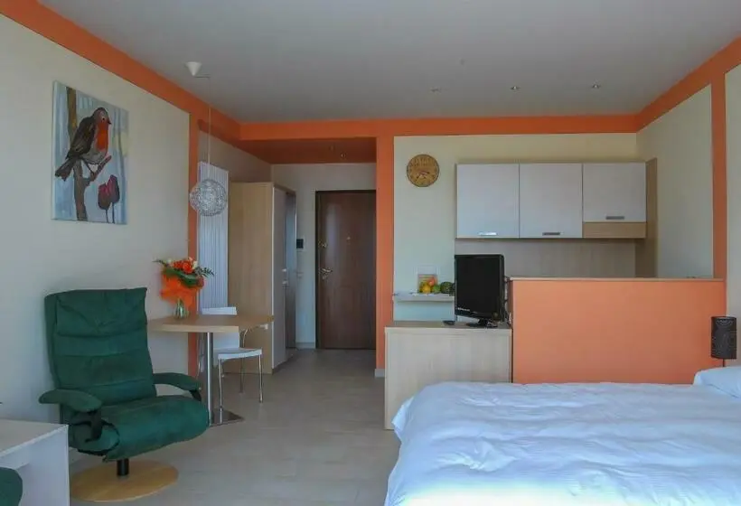 テラス付きスタンダードワンルーム, Residence Usignolo