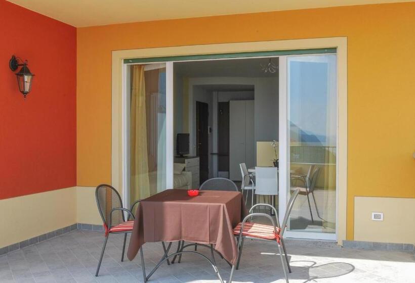 テラス付きスタンダードワンルーム, Residence Usignolo