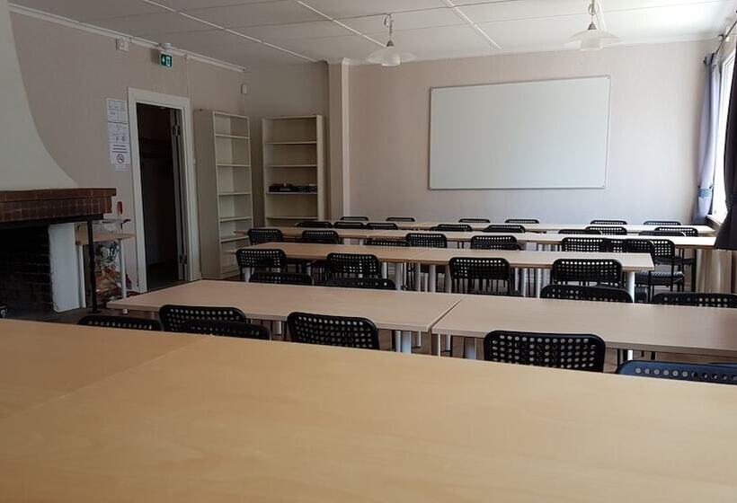 Номер Basic, Långasjönäs Camping & Stugby