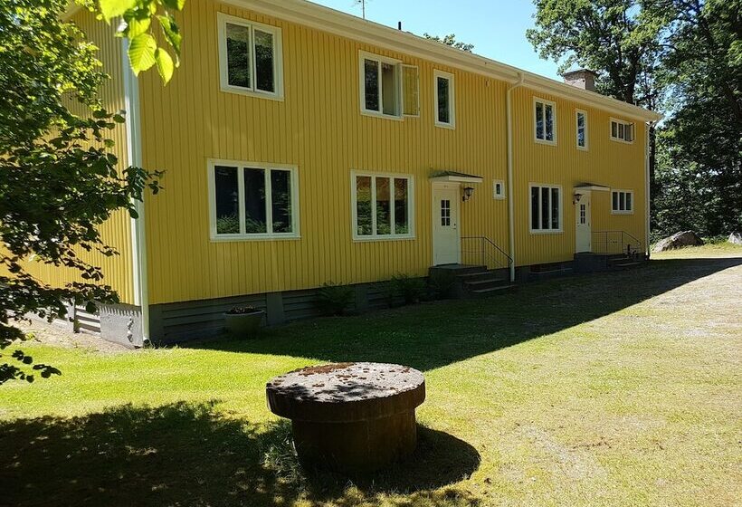 Четырехместный Номер Базовый, Långasjönäs Camping & Stugby