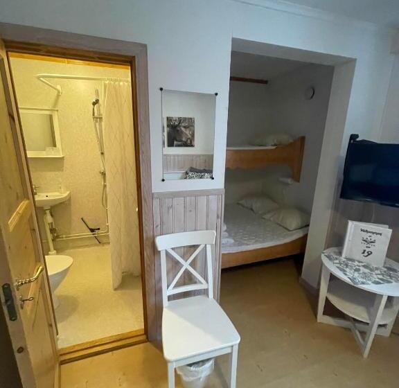 Четырехместный Номер Стандарт, Vasacenter B&b