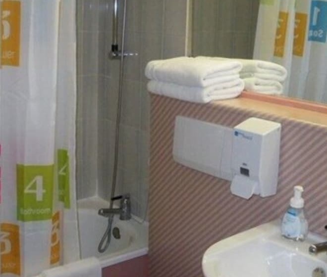 חדר סטנדרט מקשר, Contact Hôtel Come Inn