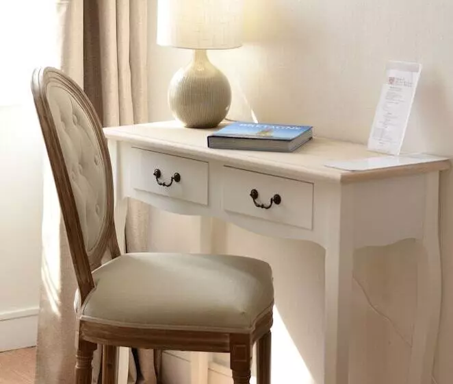 اتاق استاندارد چهار تخته, Demeures & Châteaux Hôtel De La Porte Saint Malo