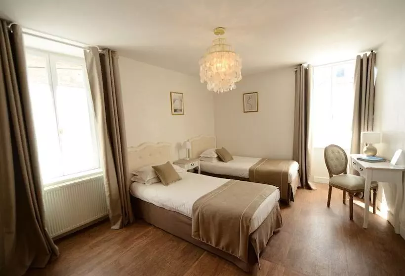 اتاق استاندارد چهار تخته, Demeures & Châteaux Hôtel De La Porte Saint Malo