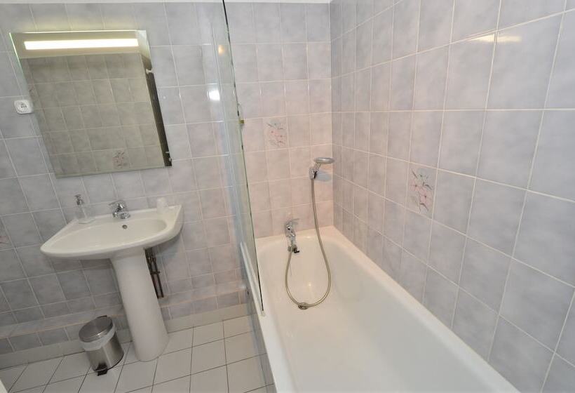 اتاق استاندارد, Demeures & Châteaux   Hôtel De La Porte Saint Malo