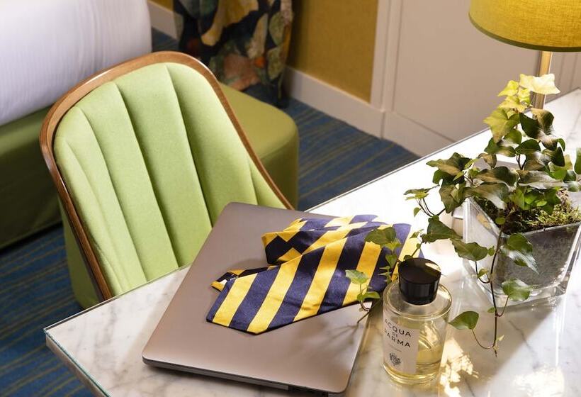 غرفة قياسية فردية, Des Arts Montmartre