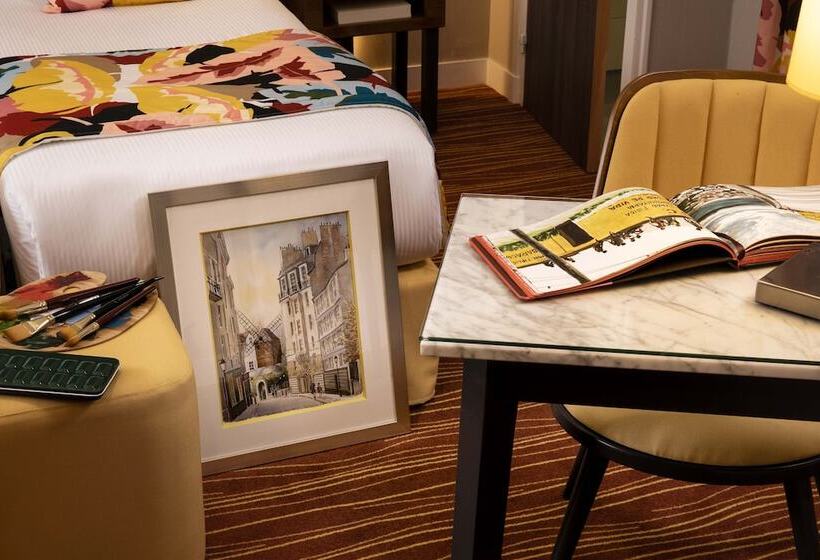 غرفة قياسية, Des Arts Montmartre