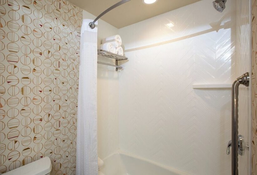 غرفة قياسية, Holiday Inn   Gulfport Airport, An Ihg