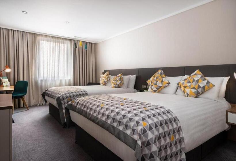 家庭间, Holiday Inn London Camden Lock, An Ihg