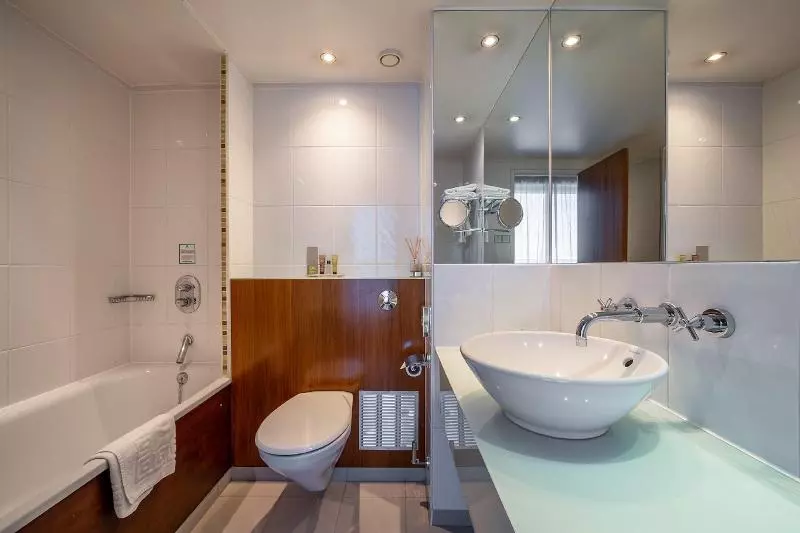 プレミアムルーム, Holiday Inn London Camden Lock, An Ihg