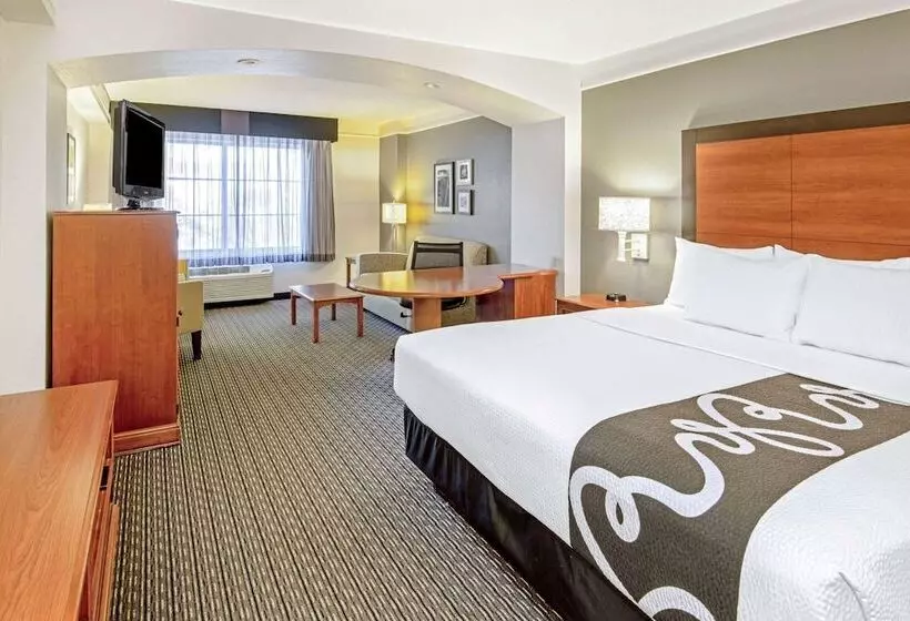 اتاق لوکس, La Quinta By Wyndham San Antonio Airport