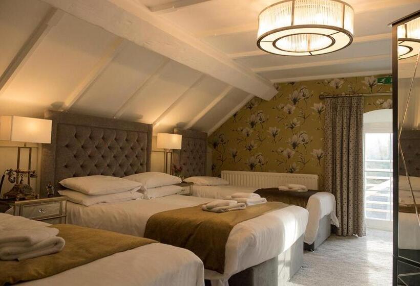 Семейный Номер, Leighinmohr House