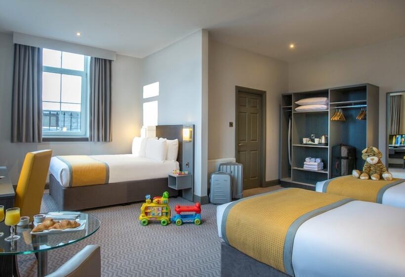 패밀리 룸, Maldron Hotel Shandon Cork City