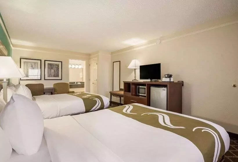 2ダブルベッドのスタンダードルーム, Quality Inn Tulsa Central