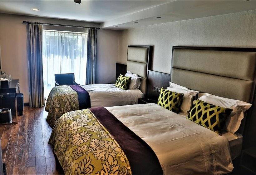 Quarto Estandar, The Lansdowne