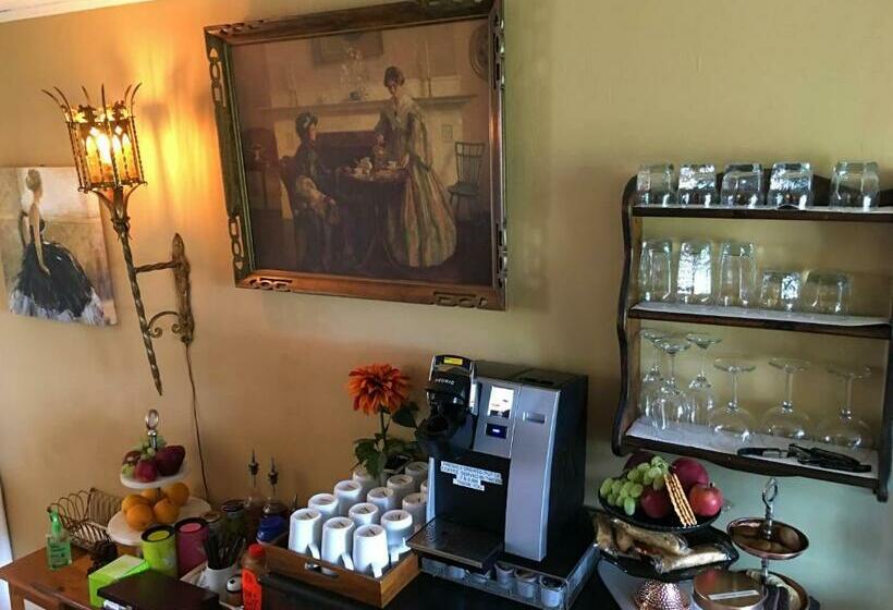 غرفة قياسية سرير كينج, Center Lovell Inn