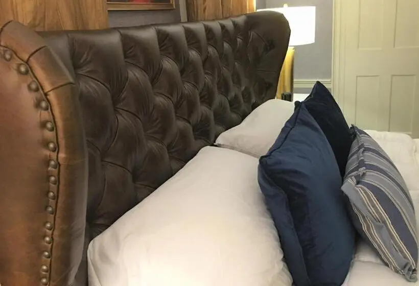 キングサイズベッドのスタンダードルーム, Center Lovell Inn