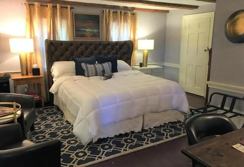 キングサイズベッドのスタンダードルーム, Center Lovell Inn