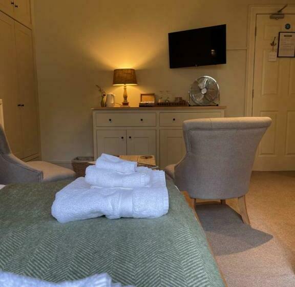 标准间, Riverside Inn, Aymestrey