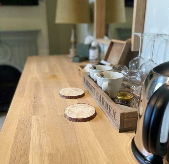 غرفة قياسية, Riverside Inn, Aymestrey