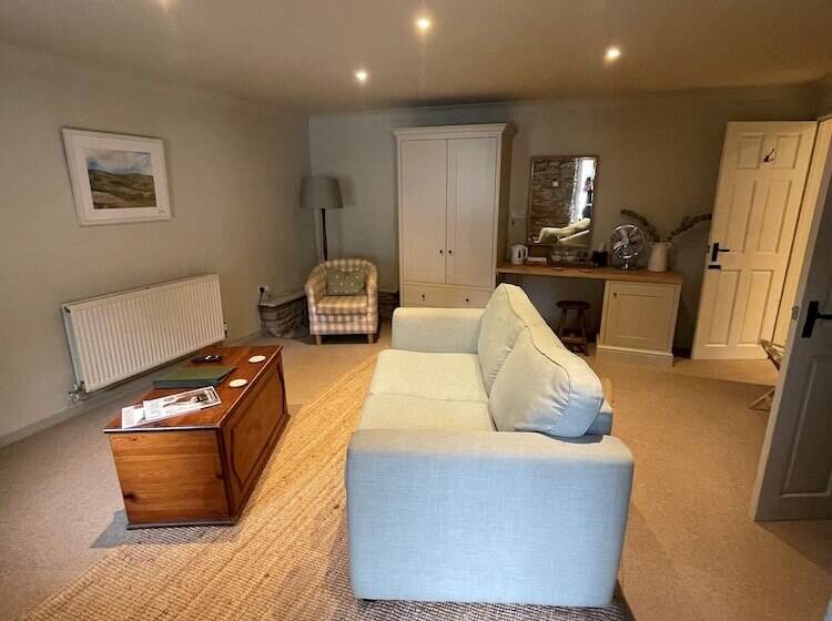 小型套房, Riverside Inn, Aymestrey