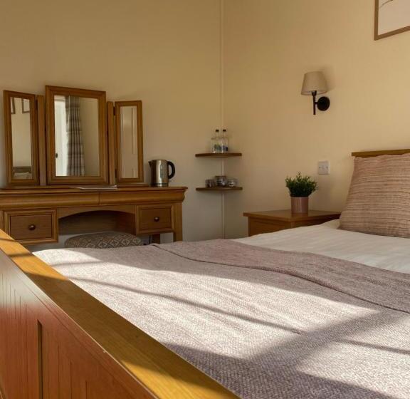 غرفة قياسية مطلّة علي الحديقة, The Talbot At Knightwick