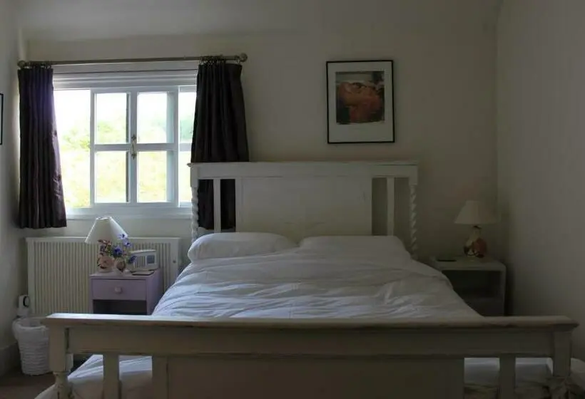 スタンダードルーム, B&b South Downs Way