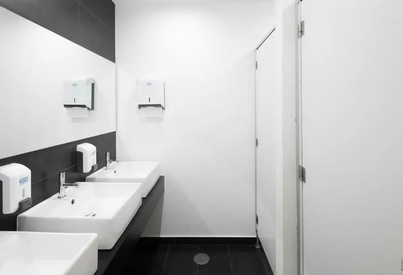 ルームシェアのワンベッド, Furadouro Terrace Hostel