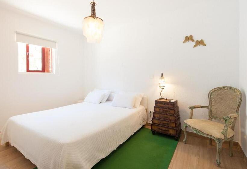 디럭스 스위트, Furadouro Terrace Hostel