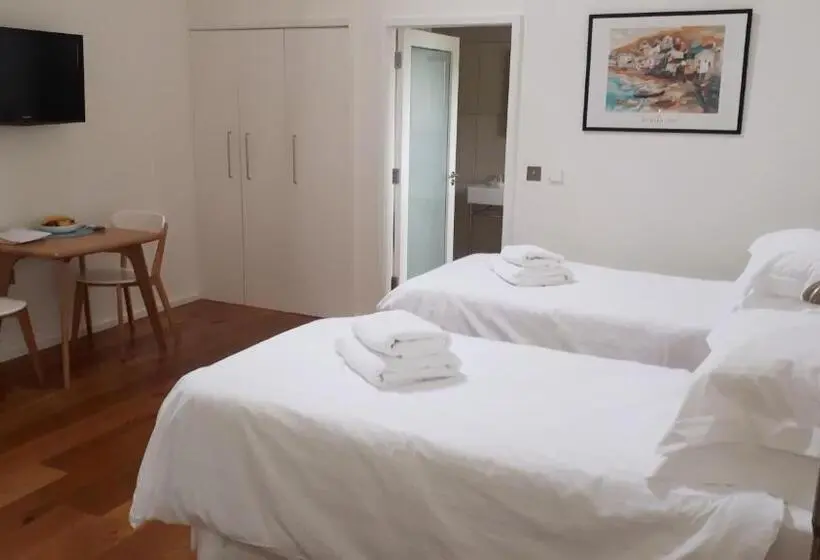 キングサイズベッドのクラシックルーム, The Suites At Pannells Ash