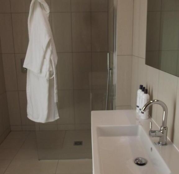 غرفة قياسية سرير كينج, The Suites At Pannells Ash