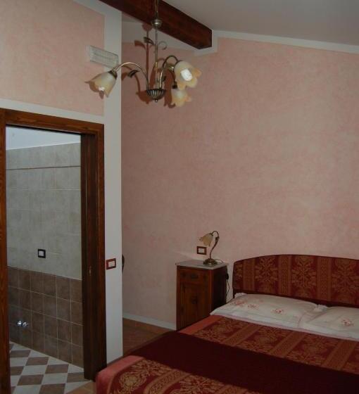Номер Стандарт Вид на Сад, Agriturismo Le Rondinelle
