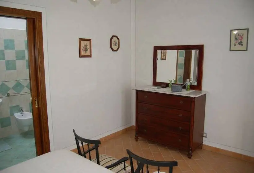 スタンダードルーム, Agriturismo Le Rondinelle