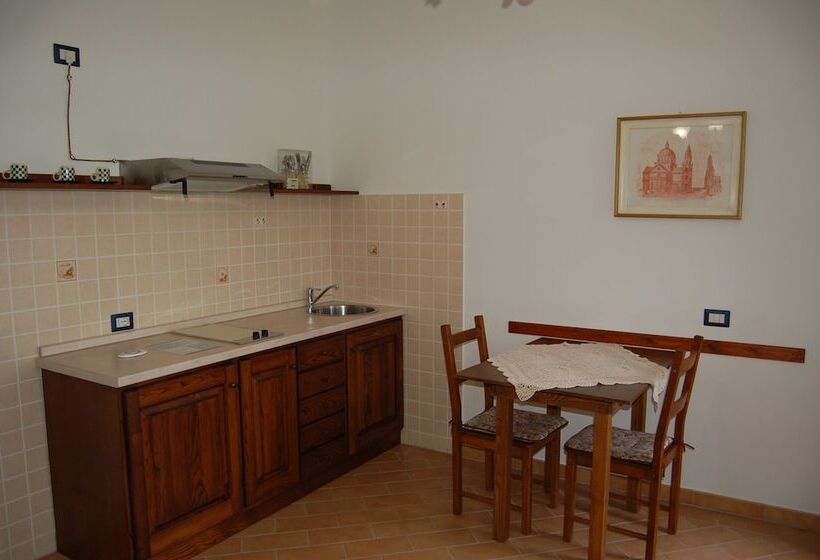 דירת חדר, Agriturismo Le Rondinelle