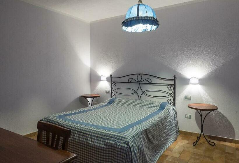 חדר דלוקס, B&b Corte Degli Struzzi