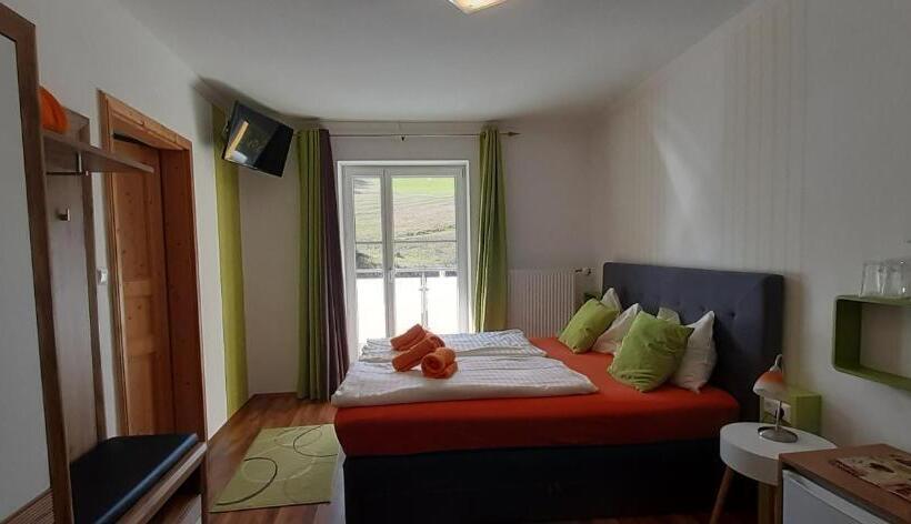 标准间带阳台, Gasthof Klug Zum Ehrensepp