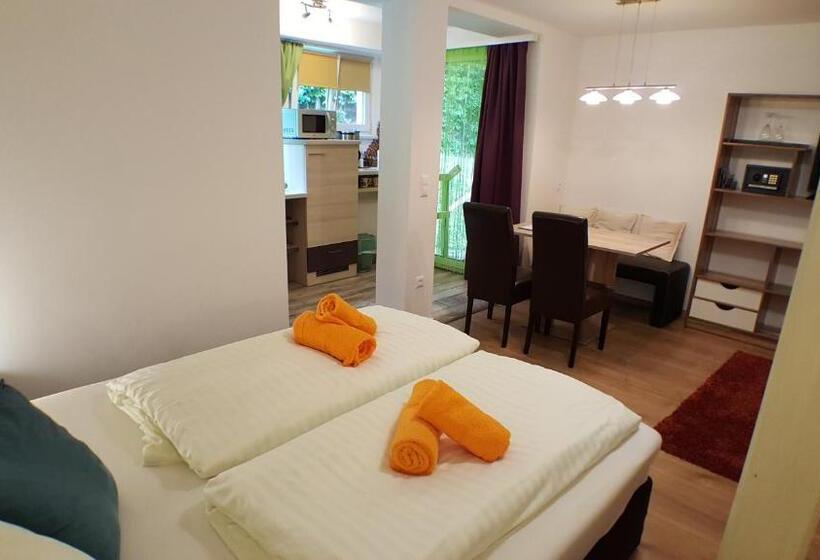 带1个卧室的带阳台的公寓, Gasthof Klug Zum Ehrensepp