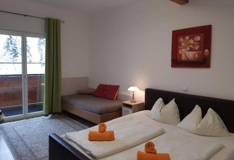 标准间带阳台, Gasthof Klug Zum Ehrensepp