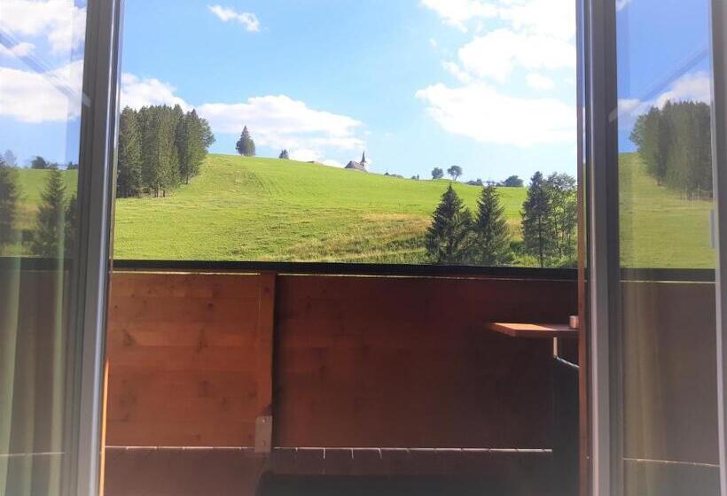 标准间带阳台, Gasthof Klug Zum Ehrensepp