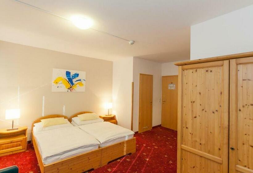 חדר סטנדרט, Vösenhuber