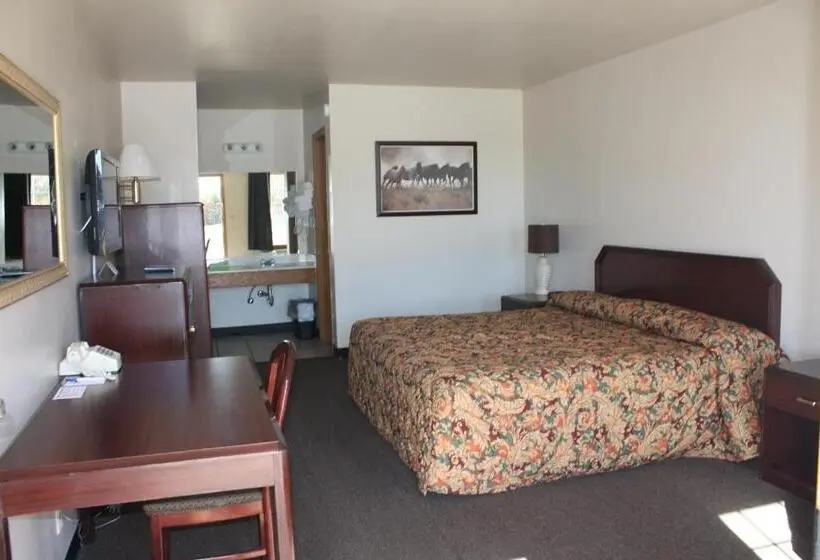 キングサイズベッドのスタンダードルーム, Boomtown Inn
