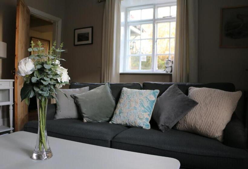 شقة غرفة واحدة مطلة على الحديقة, Rumah Home B&b