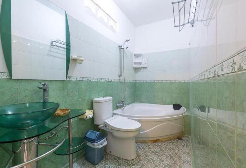 חדר סופריור, Baliamandarlinghouse