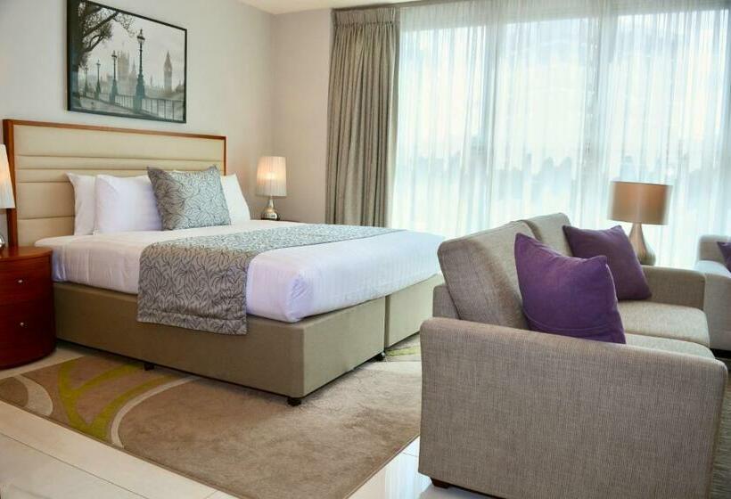 スタンダードスタジオ, Sanctum Belsize Road