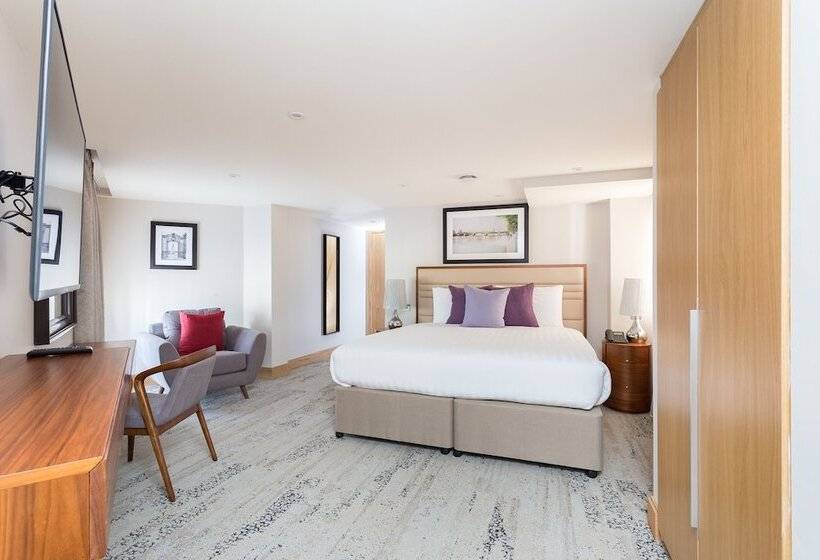 3ベッドルームアパートメント, Sanctum Belsize Road