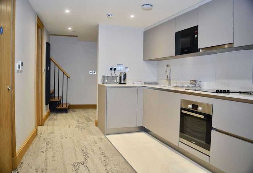 3ベッドルームアパートメント, Sanctum Belsize Road