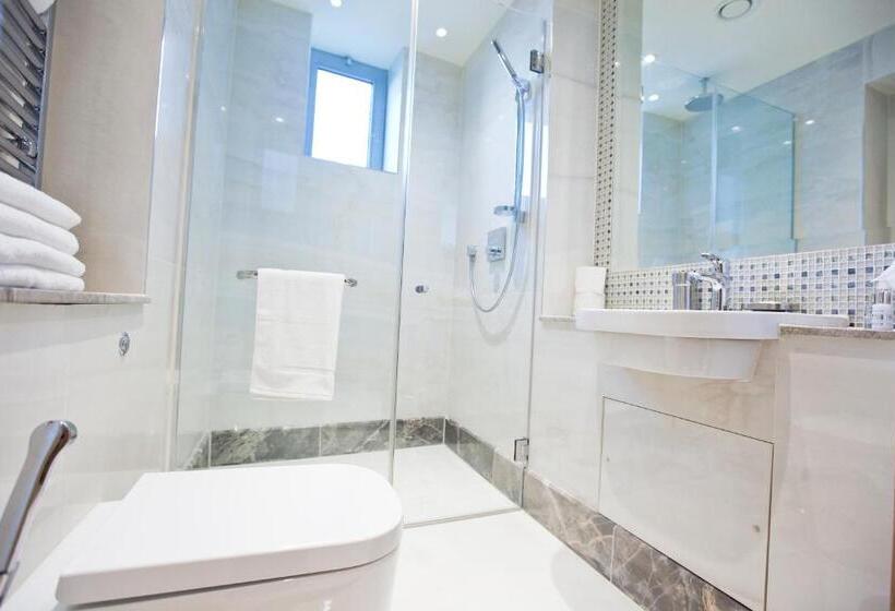 2ベッドルームデラックスアパートメント, Sanctum Belsize Road