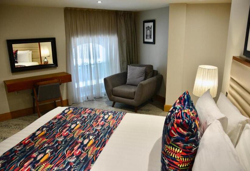 3ベッドルームアパートメント, Sanctum Belsize Road