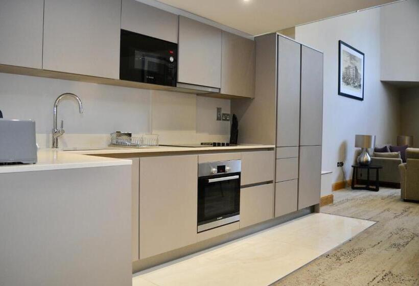 3ベッドルームアパートメント, Sanctum Belsize Road